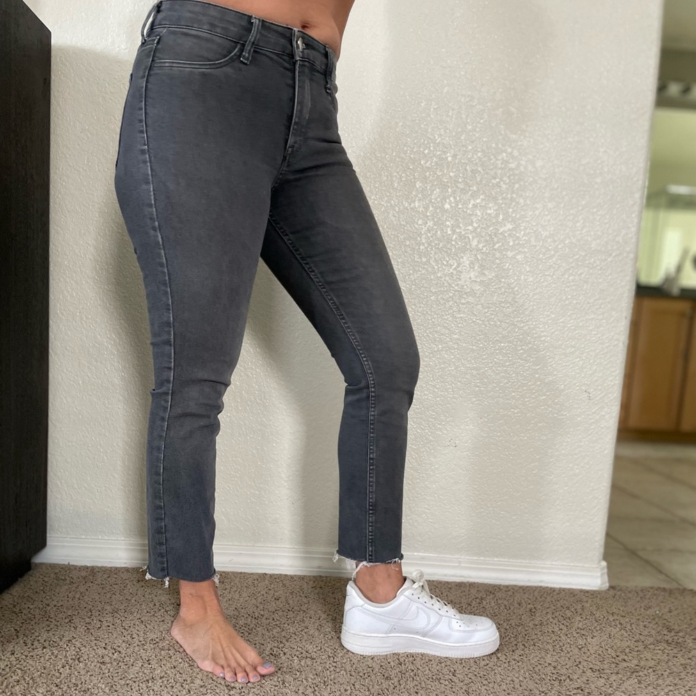 HM skinny crop